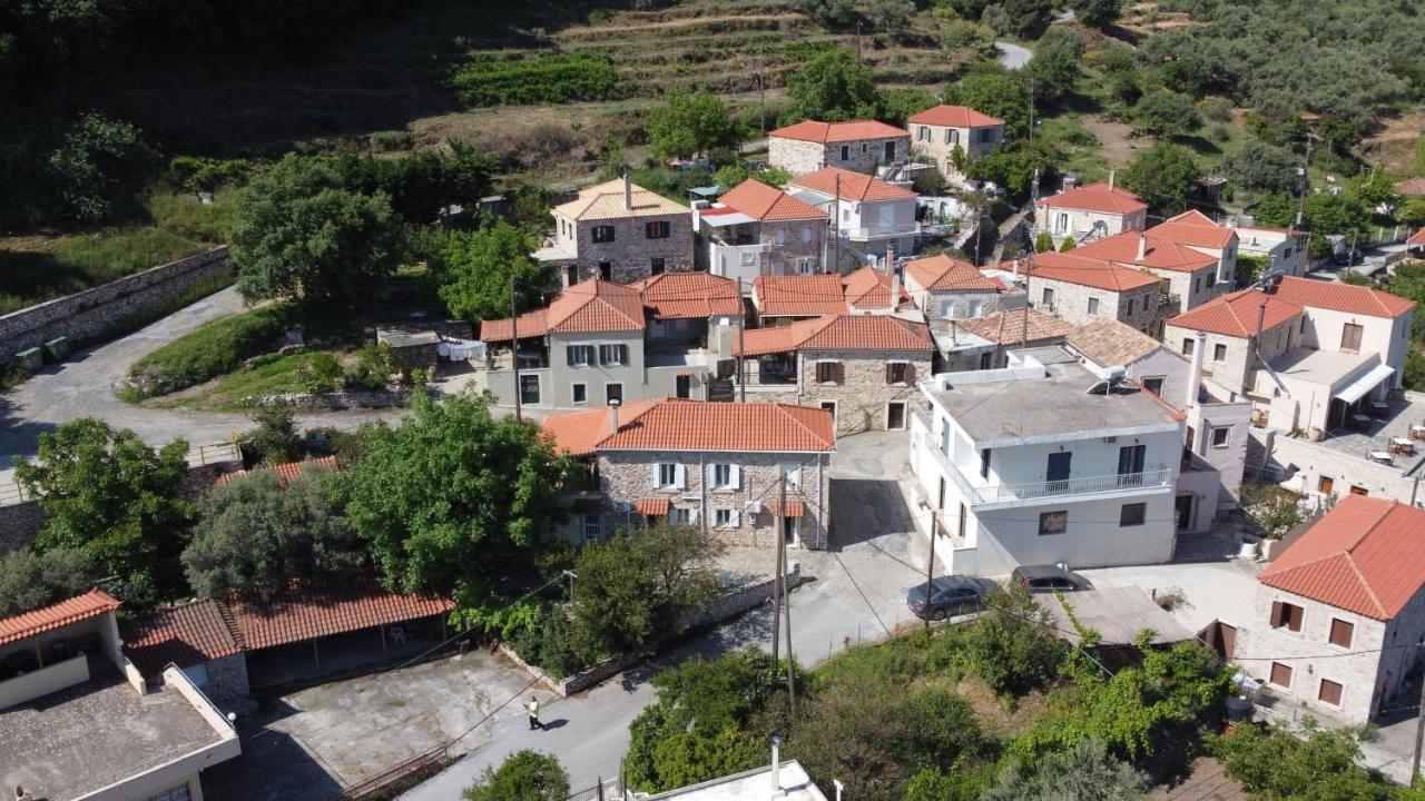 Villa Barbajonn'S Stone House Monemvasía Exterior foto